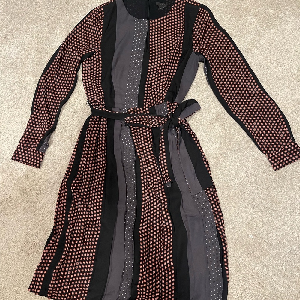 Ann Taylor Black and Pink Long Sleeve Dress